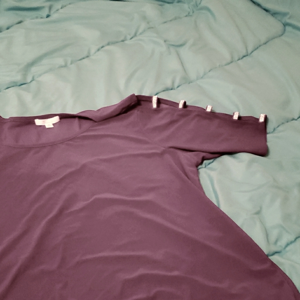 NWOT DRESSY SHIRT PURPLE WITH RHINESTONES